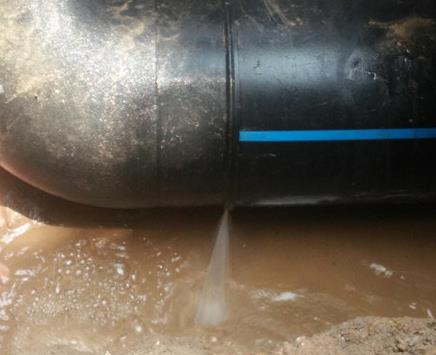 广河楼顶渗水维修公司为大家分享下广河卫生间漏水维修修补技术!